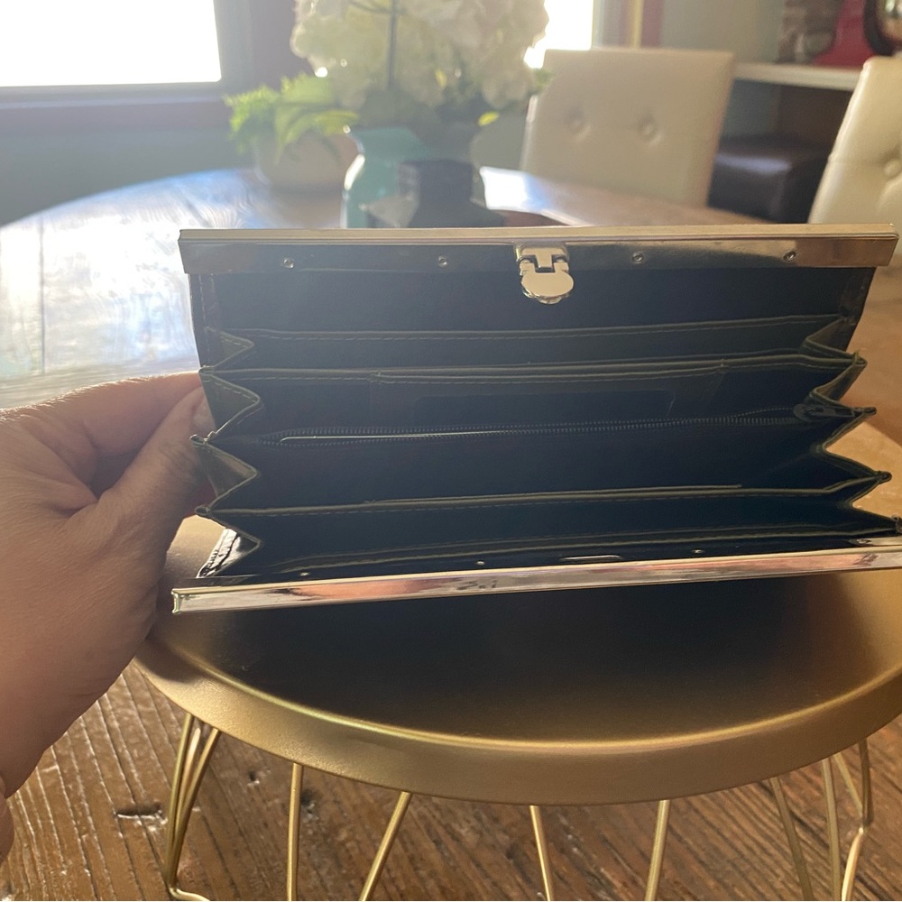 Wallet - Picture 2 of 3